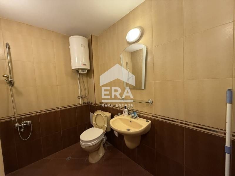 Продава се Офис в Варна, Център - 62 кв.м за 942 €/кв.м - Снимка #8