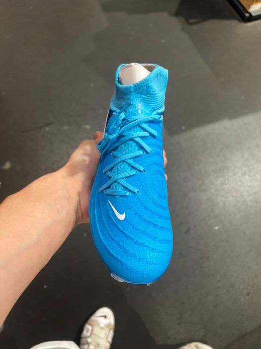 професионални бутонки Nike Phantom Luna II