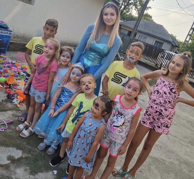 Animatori petreceri București