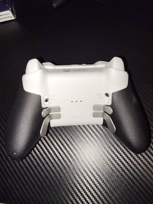 Xbox series x cu 1controller elite plus si unu normal + monitor gaming