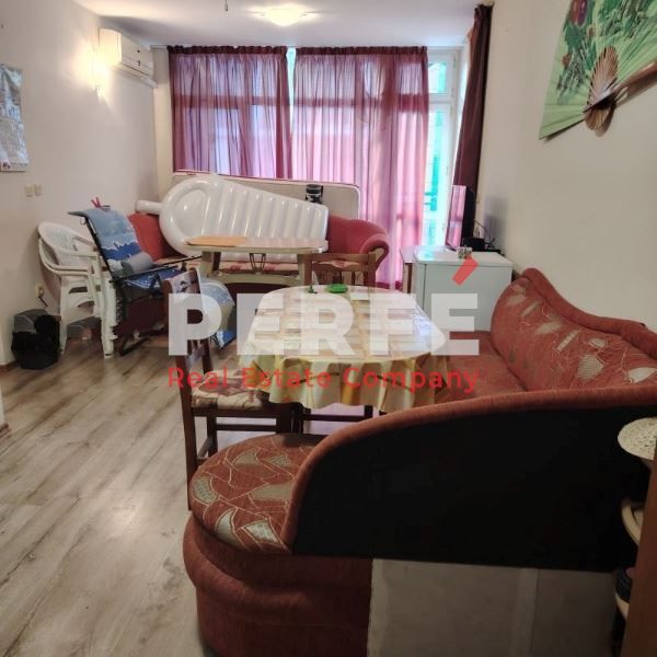 Продава се Двустаен апартамент в к.к. Слънчев бряг - 64 кв.м за 891 €/кв.м - Снимка #2