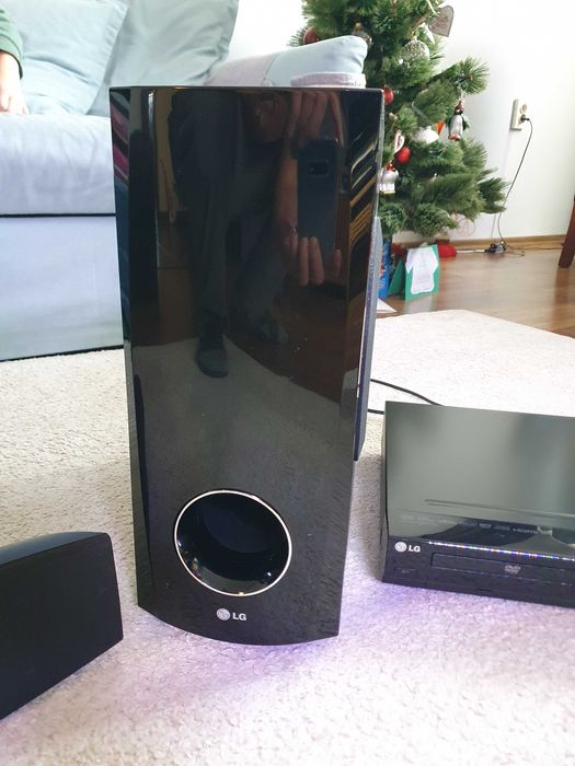 LG 5.1 DVD домашно кино HT503TH 500W max