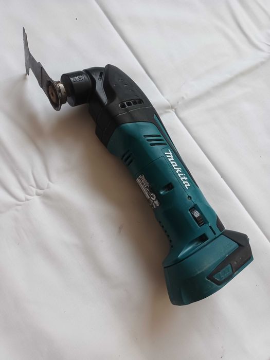 multitool Makita