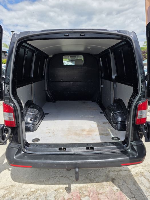 VW Transporter 2014 2.0 226000 km