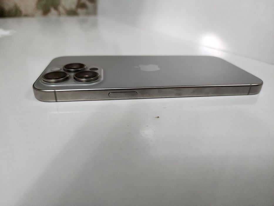Iphone 15 Pro Max VN/A 256GB Bat 81% Zavod Sim+ESEM