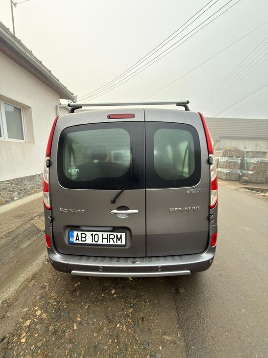 Renault kangoo 1,5 dci diesel 90 cp 7 locuri