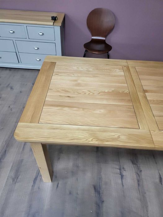 Дървена трапезна разтегателна маса 100 % масивен дъб за 6 - 8 човека