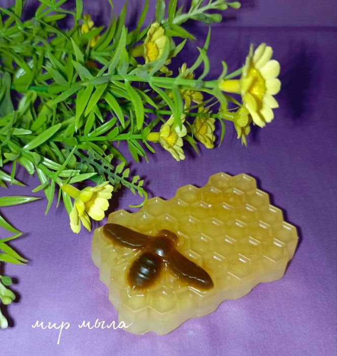 Авторские работы мыло, гипс, свечи.