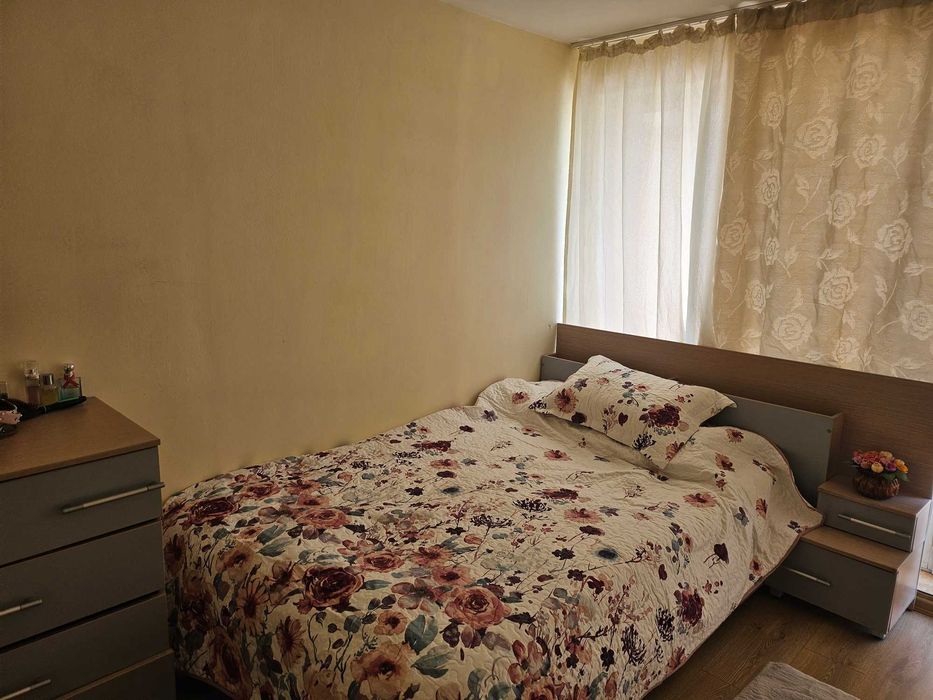 Тристаен тухлен в района на Чаталджа