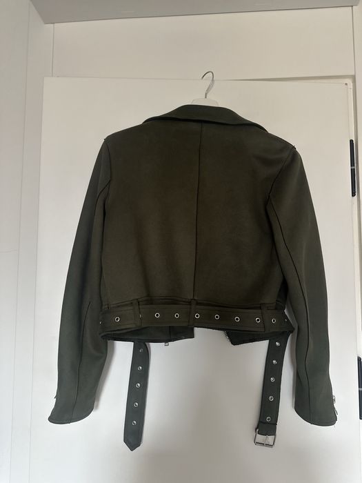 Велурено яке на Zara, размер М, тъмно зелен