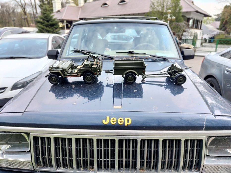 Macheta Jeep Willys 1/8 (45 cm lungime ]