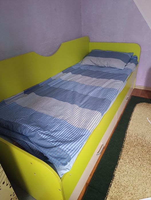 Кровать детская.