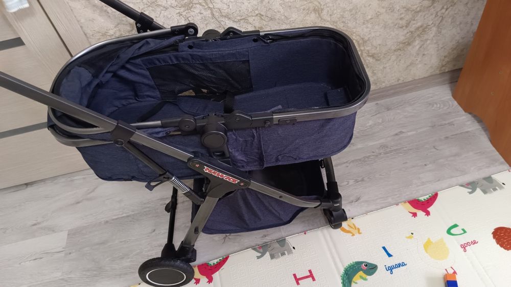 Продам детскую коляску