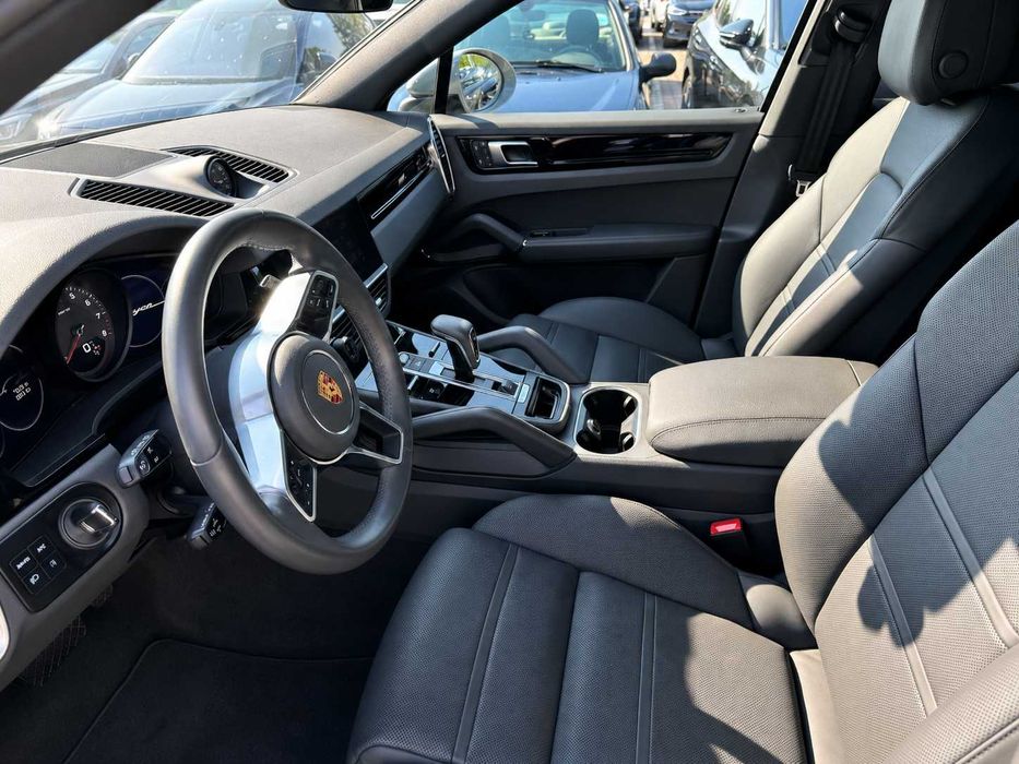 Porsche Cayenne 3.0 Benzină 340 CP | 2021 | 12.000 KM | 21" | Suspensie Pneumatică