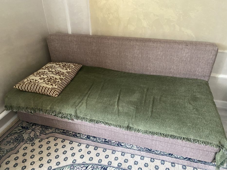 Продам диван, хорошем состояний. 15.000