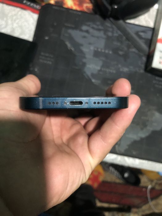 Vand Iphone 13 midnight blue