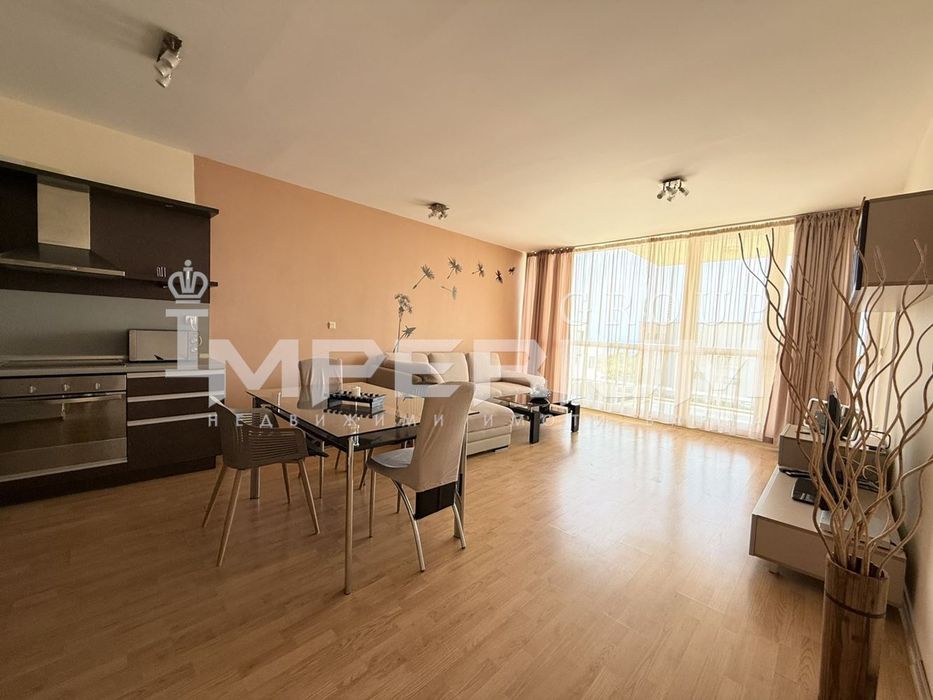 Дава се под наем Двустаен апартамент в Варна, Галата - 100 кв.м за 650 € - Снимка #2