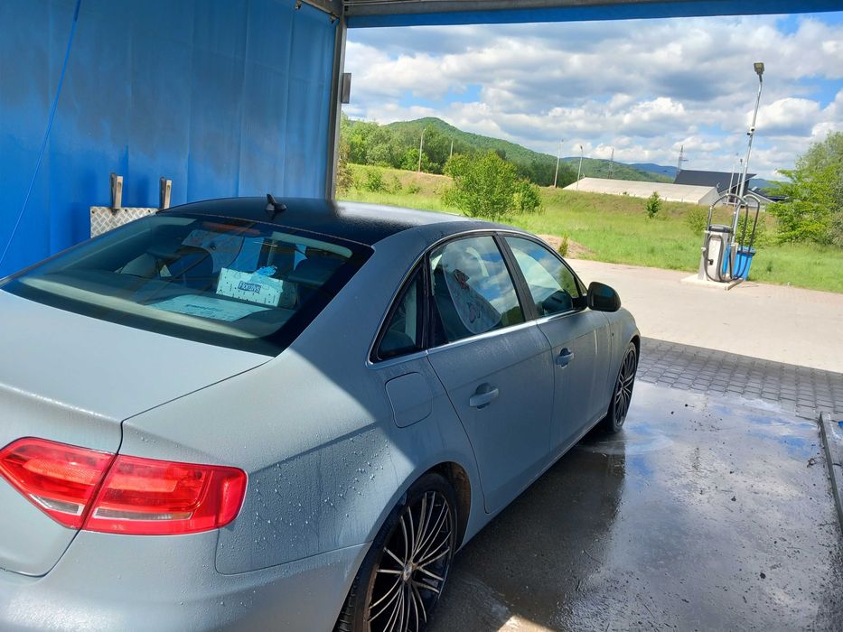 Audi a4 Tdi 2000 din 2008/11 246000km  vopsita cu raptor
