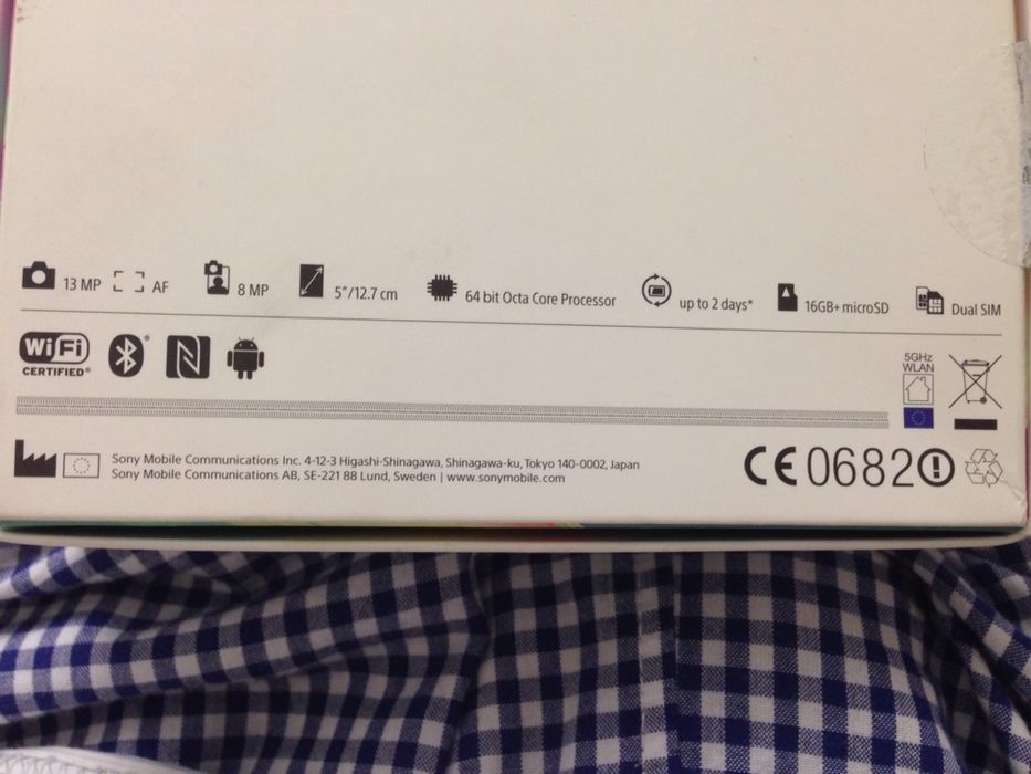 Продам оригинальный Sony XPERIA XA