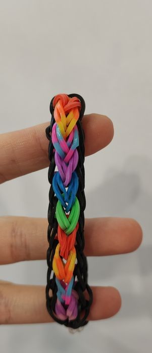 Продавам ръчно изработени