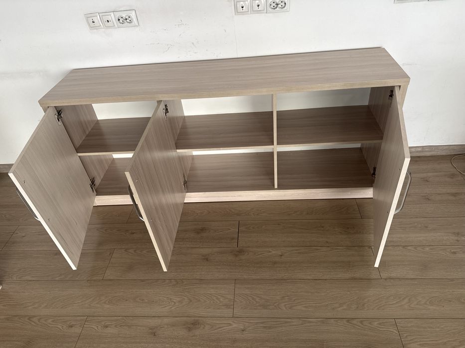 Продется шкаф напольный