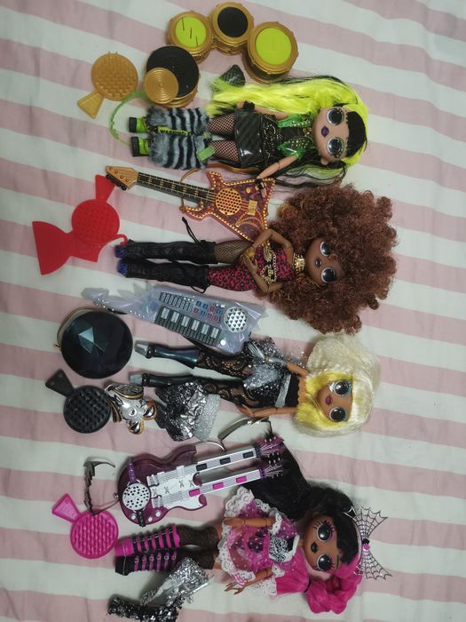 Set papusi formatie cantarete lol omg