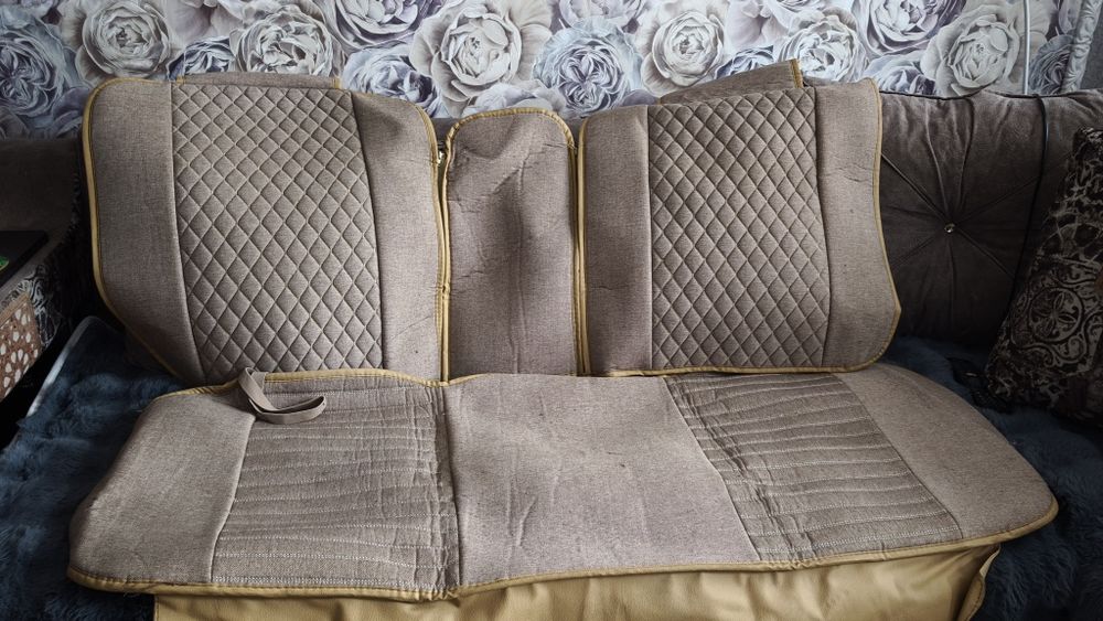 Чехлы на автомобиль