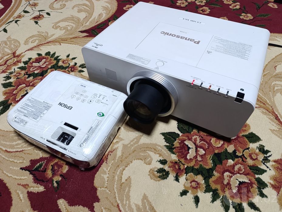 • PANASONIC • Super Proektor. 100% ORIGINAL.