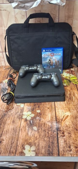 De vanzare ps4slim