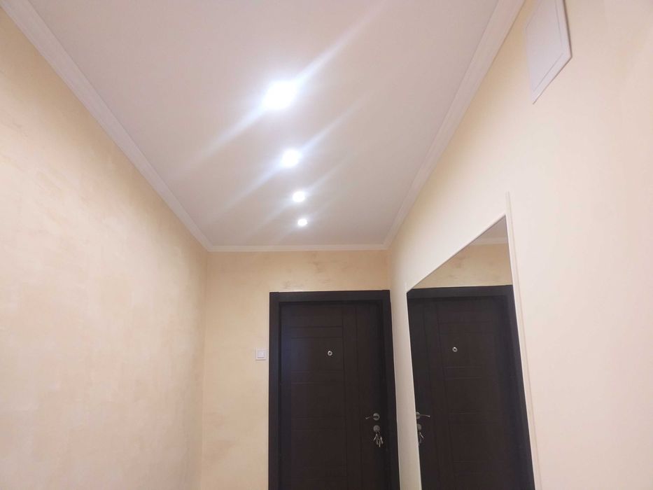 Продава се Офис в Варна, Базар Левски - 120 кв.м за 2500 €/кв.м - Снимка #23