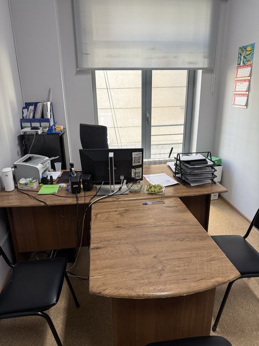 Продам офисную мебель, стол руководителя