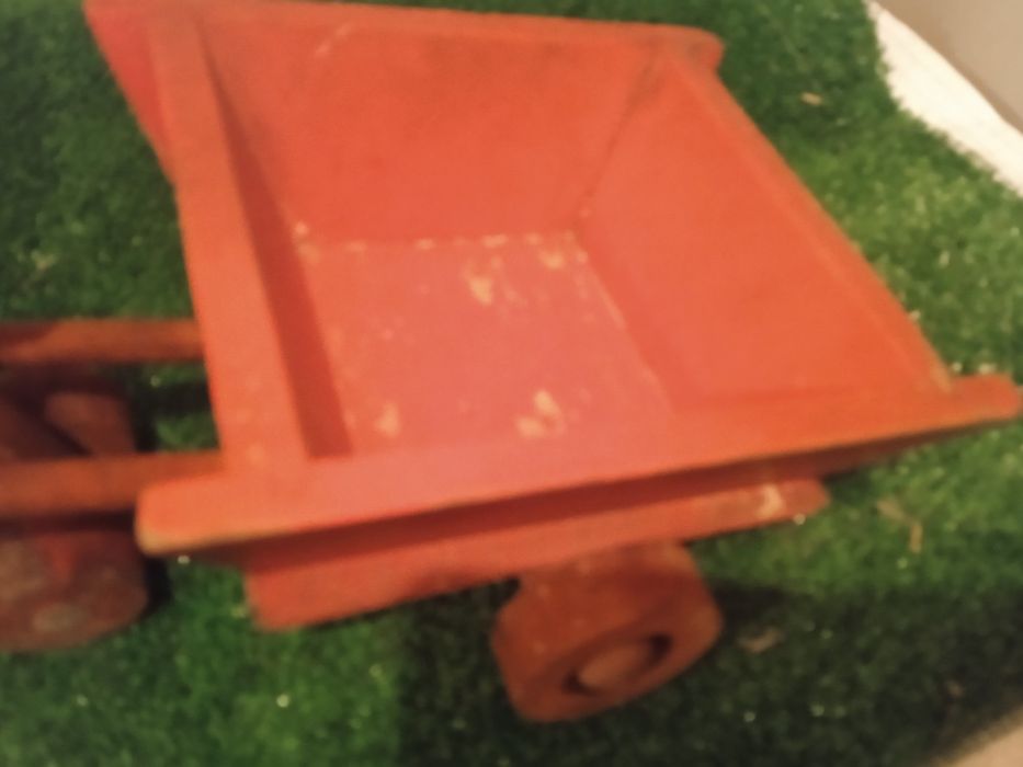 Ретро дървено магаренце с каручка . .