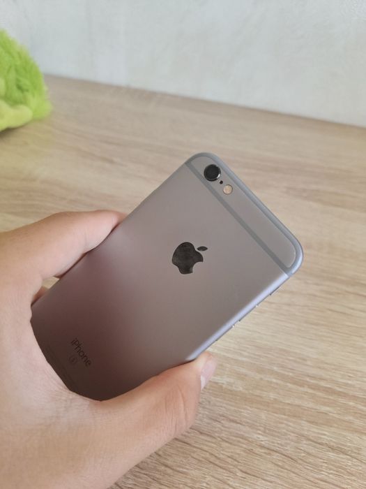 Айфон 6 s ,продам