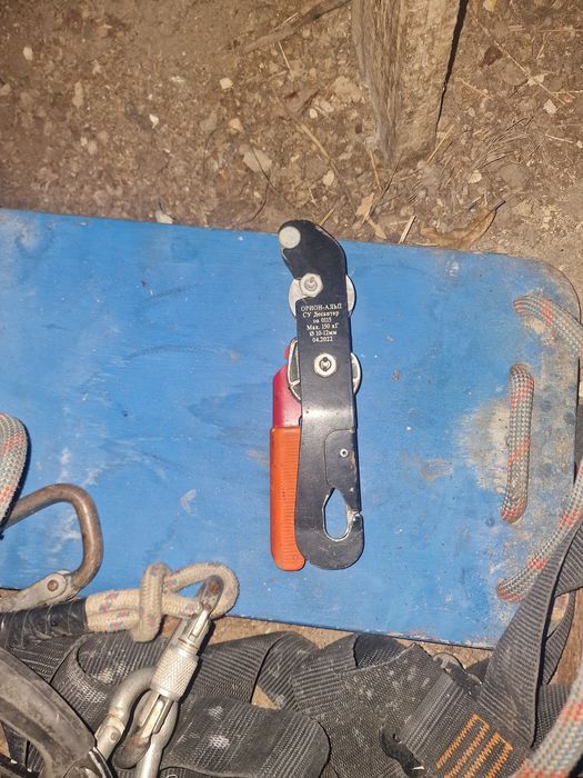 Продам жумар и десантер