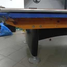 set bile de biliard pentru mese de club, tacuri / postav mese biliard