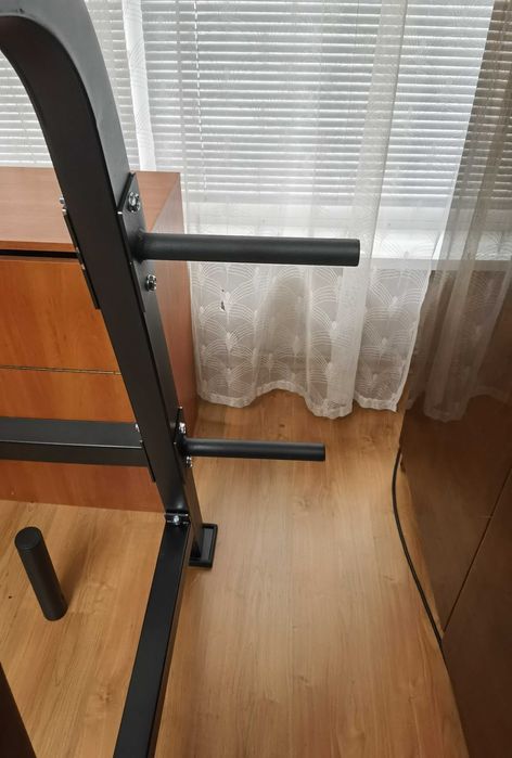 Продавам стойка за клек