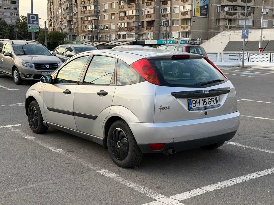 FORD Focus 2001 — imagine 3