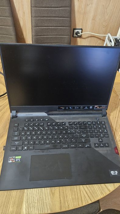 Asus ROG Strix SCAR 17 G733QS