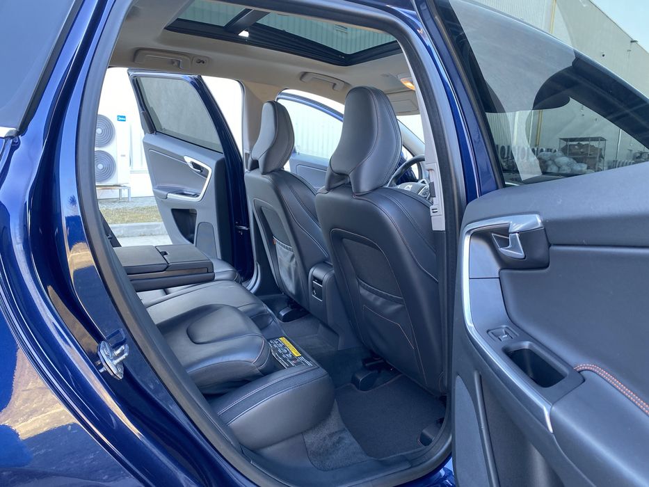 Volvo XC60 2.0d D4 OCEAN RACE Automata Extra full