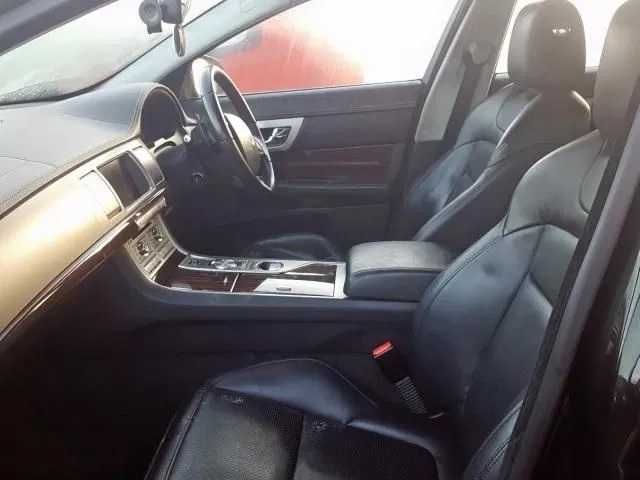 Dezmembrez Jaguar XF motor 2.2d 2.7d si 3.0 diesel v6 306dt