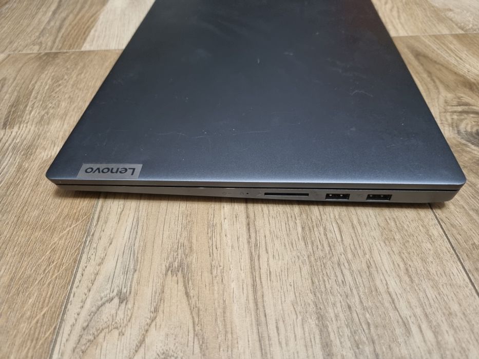 Lenovo Ideapad 5 Intel Core i3 1115G4, 8 GB RAM, 256 GB SSD