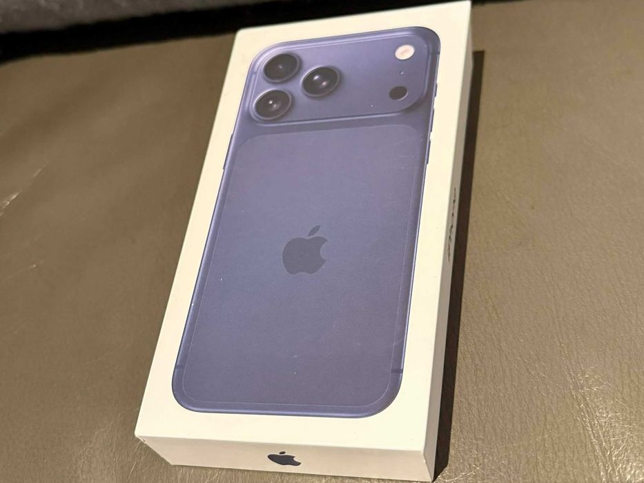 ЧИСТО НОВ! iPhone 17 Pro Max - 256GB Deep Blue - 1Г. ГАРАНЦИЯ!