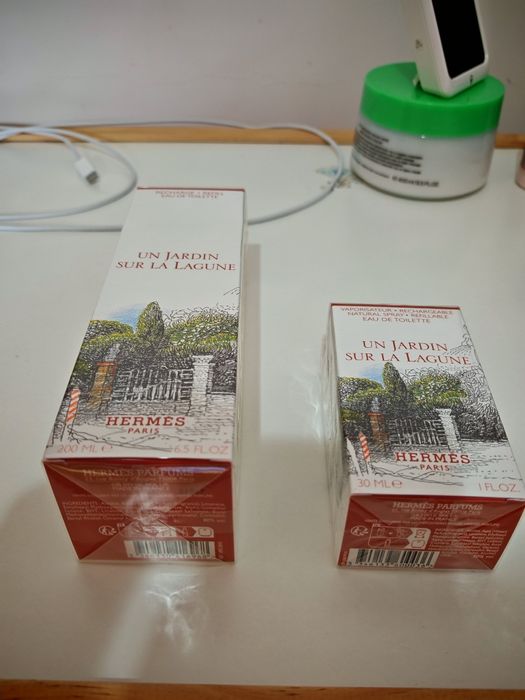 Vând Parfumuri originale