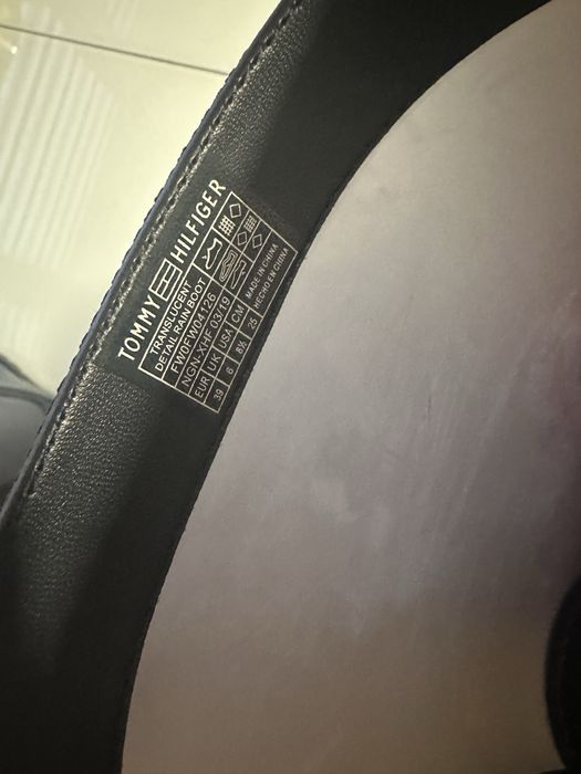 Томи Хилфигер ботуши