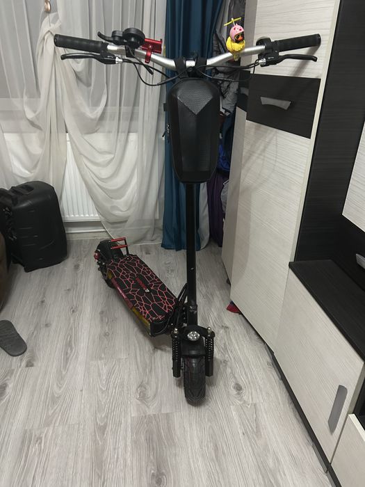 Trotineta emanba L12 pro are doar o problema are E-003 detali mai jos