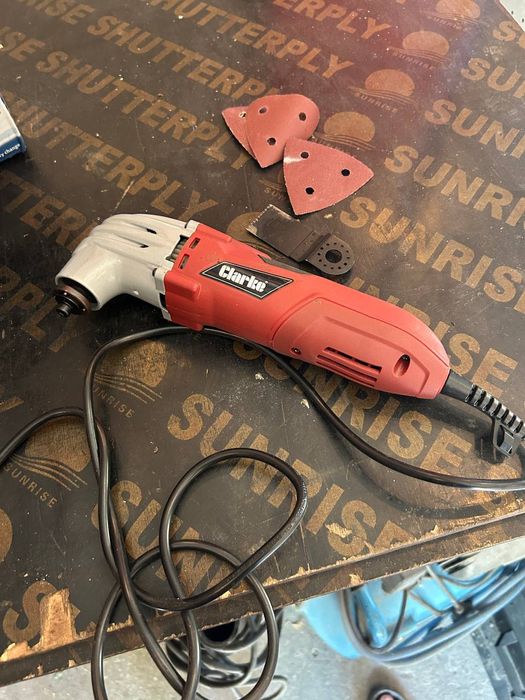 Мултитул шлайф машина,нова 220 волта внос от Англия