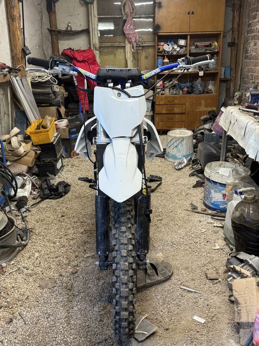 Продавам телстар. 125