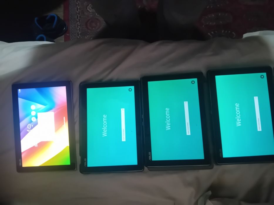 Vând tablete an stare buna