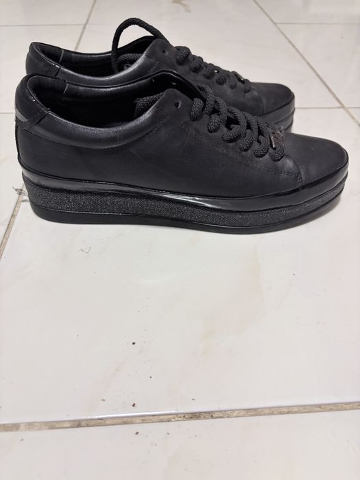 Продам классические кеды Alpino