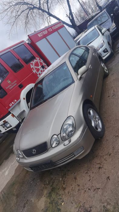 Lexus GS300 в полный разбор.